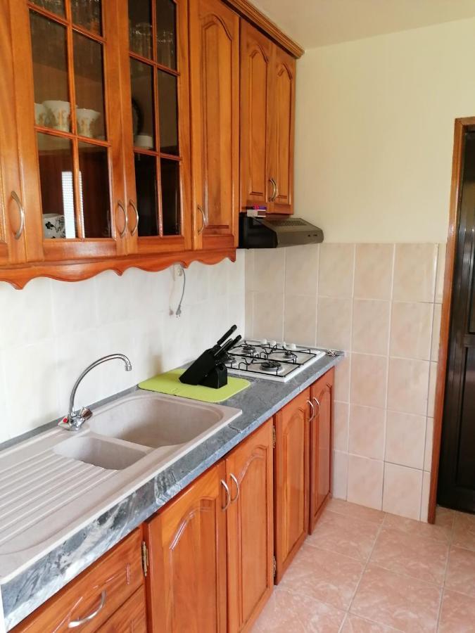 Appartement Residencial Chez Flor à Porto Novo Extérieur photo